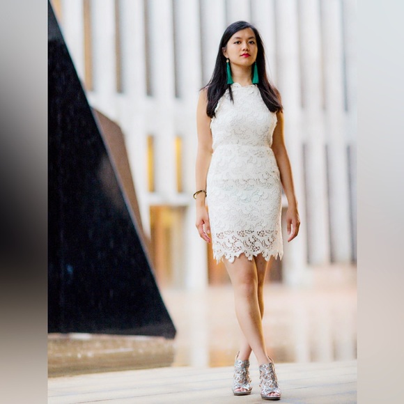 Girl Mogul Hardback Book by Tiffany Pham Brand New Girl Boss Book Entrepreneur - Picture 3 of 5